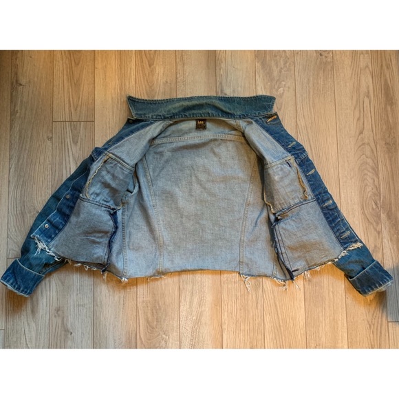 Cropped Lee’s Jacket - Picture 5 of 6